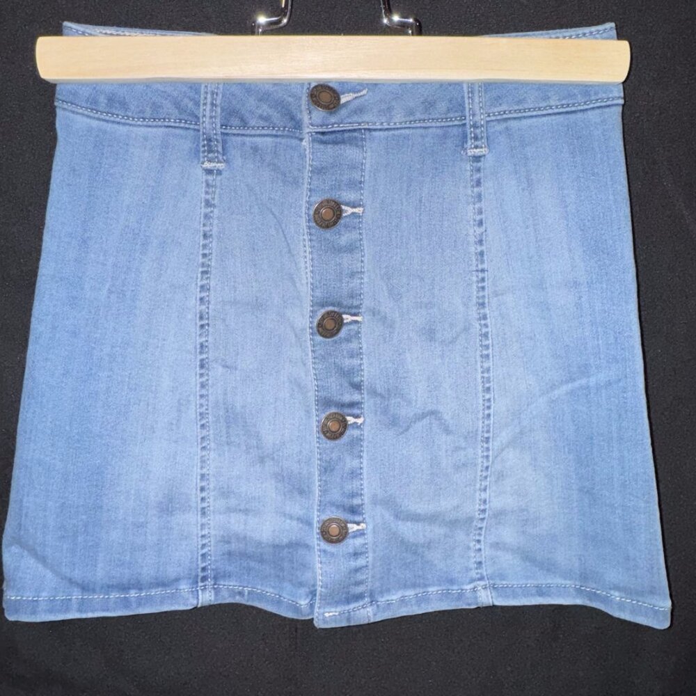 Medium Washed Jean Shorts With Buttons Up The Front